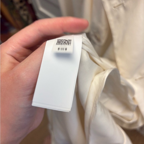 100% Silk Trench Coat - Picture 6 of 7